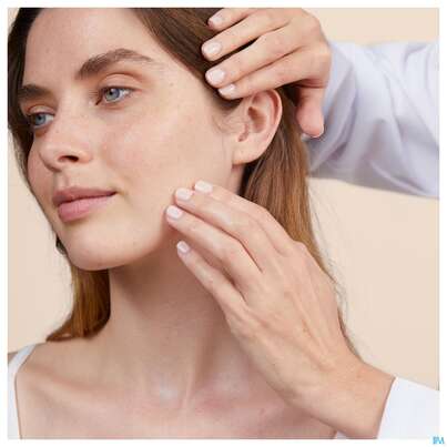 Sie sehen eine Packung Avene Lippenpflegestift Feuchtigkeitsspendend 4g, Produktbild: 08 Avene Lippenpflegestift Feuchtigkeitsspendend 4g, A-Nr.: 5596888 - 08