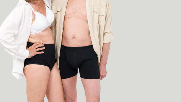 Sie sehen eine Packung Bio Inkontinenz Maxislip - High Waist - Größe XL - Schwarz - MASMI, Produktbild: 02 Bio Inkontinenz Maxislip - High Waist - Größe XL - Schwarz - MASMI, A-Nr.: 5777093 - 02