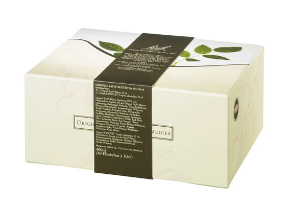 Sie sehen eine Packung Original Bach®-Blüten Set 40 x 10ml, Produktbild: 01 Original Bach®-Blüten Set 40 x 10ml, A-Nr.: 5374768 - 01